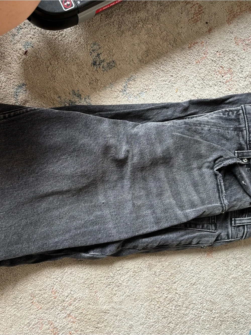 Abercrombie & Fitch Washed 90s High Rise Jeans - Picture 4 of 6